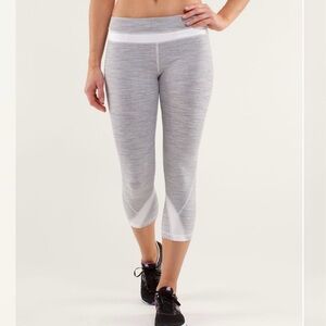 Lululemon Run: Inspire Crop II • Wee Are From Space White Combo / White Sz 4
